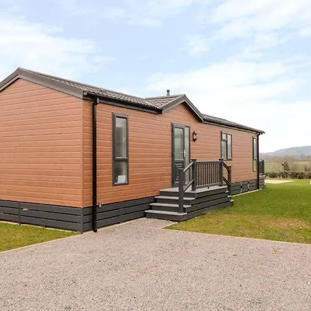 Meadow View Lodge At Hollin Barn Lodge Park Thirsk,North Yorks Exterior photo
